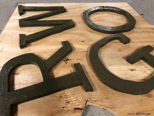 DIY Moss Letters for Outdoor Yard Signs: Expert Step-by-Step Guide