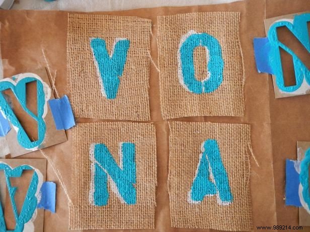 Expert DIY Guide: Crafting Personalized Monogrammed Burlap Gift Tags
