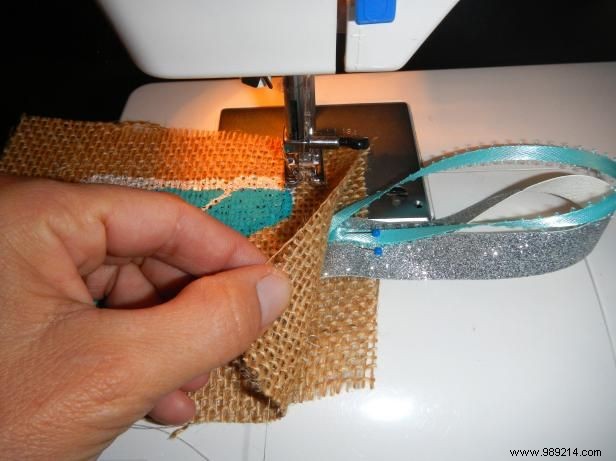 Expert DIY Guide: Crafting Personalized Monogrammed Burlap Gift Tags