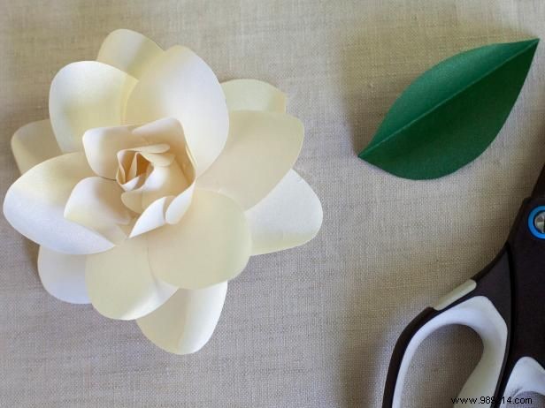 DIY Paper Gardenia Flowers: Expert Step-by-Step Guide to Lifelike, Long-Lasting Blooms