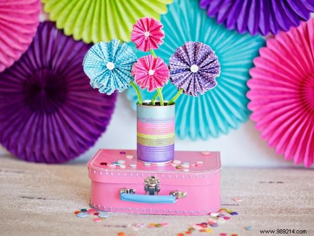 DIY Paper Flowers from Cupcake Liners: Easy Step-by-Step Tutorial for Stunning Bouquets