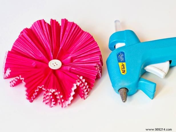 DIY Paper Flowers from Cupcake Liners: Easy Step-by-Step Tutorial for Stunning Bouquets