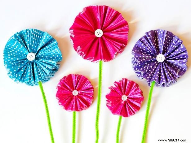 DIY Paper Flowers from Cupcake Liners: Easy Step-by-Step Tutorial for Stunning Bouquets