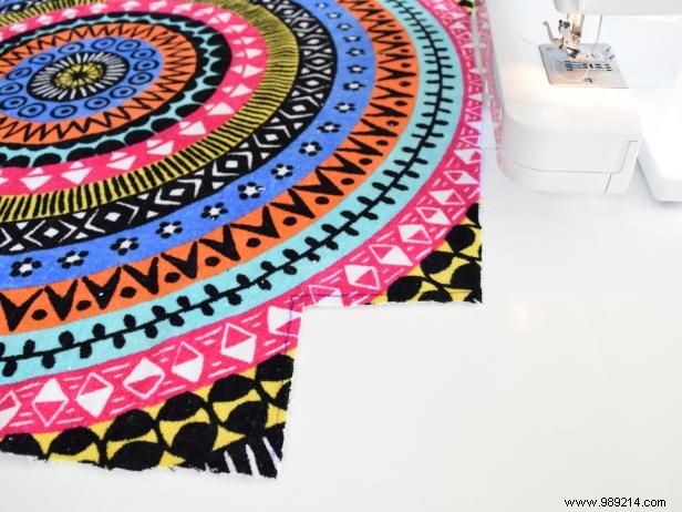 DIY Guide: Create Durable Outdoor Cushion Slipcovers from Beach Towels