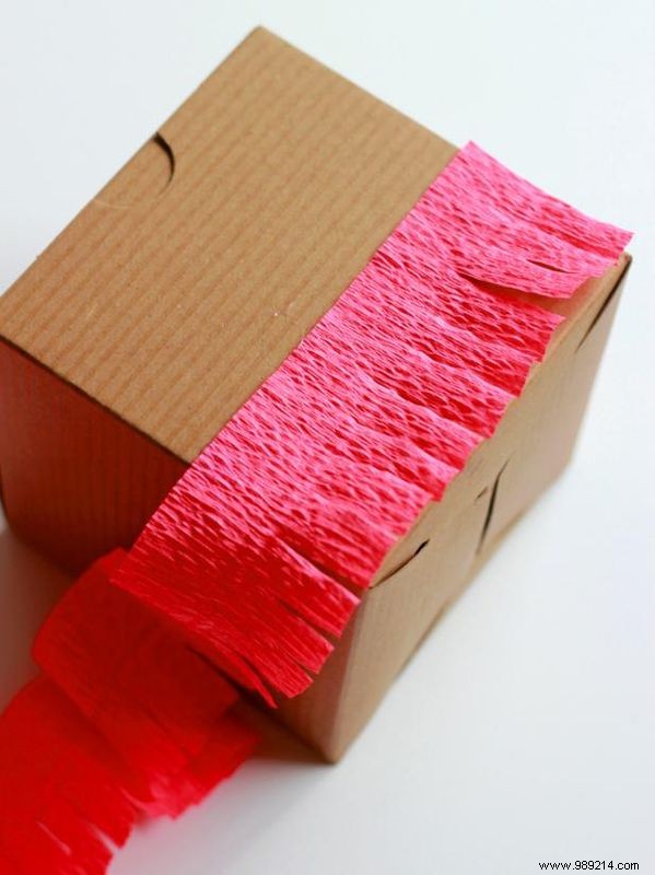 How to Craft Festive Piñata-Style Gift Boxes: Easy DIY Tutorial