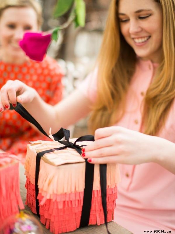 How to Craft Festive Piñata-Style Gift Boxes: Easy DIY Tutorial