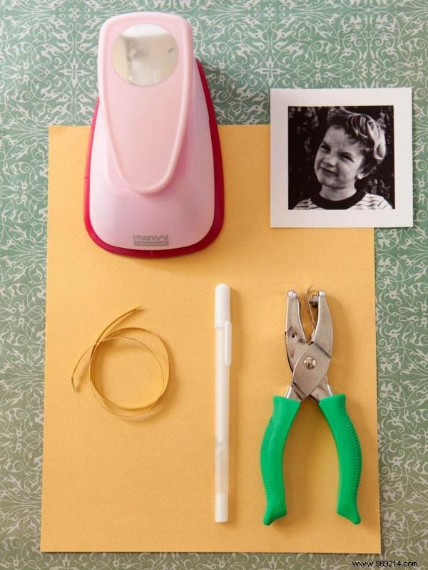 DIY Photo Gift Tags: Nostalgic Holiday Tags with Childhood Snaps