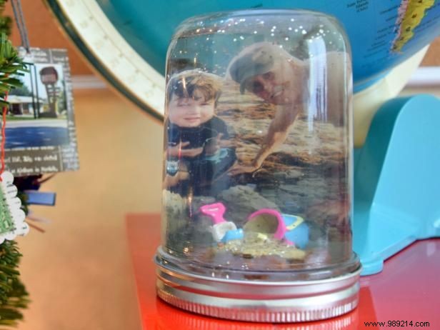 DIY Personalized Snow Globes: Craft Cherished Vacation Keepsakes with Photos