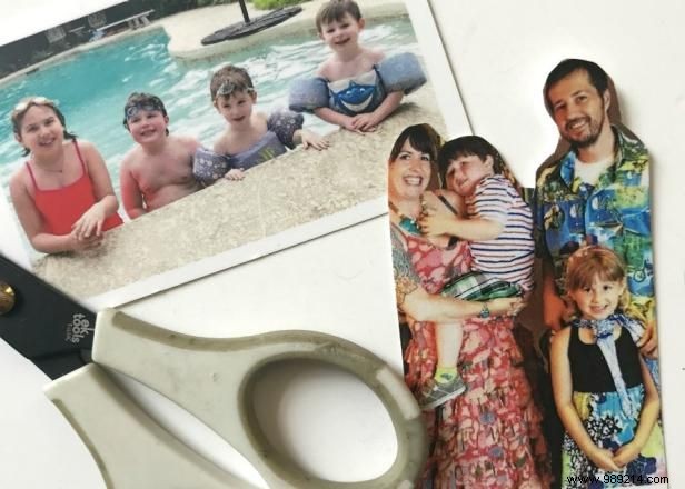 DIY Personalized Snow Globes: Craft Cherished Vacation Keepsakes with Photos