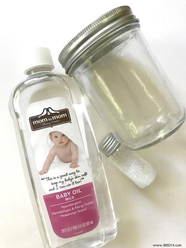 DIY Personalized Snow Globes: Craft Cherished Vacation Keepsakes with Photos