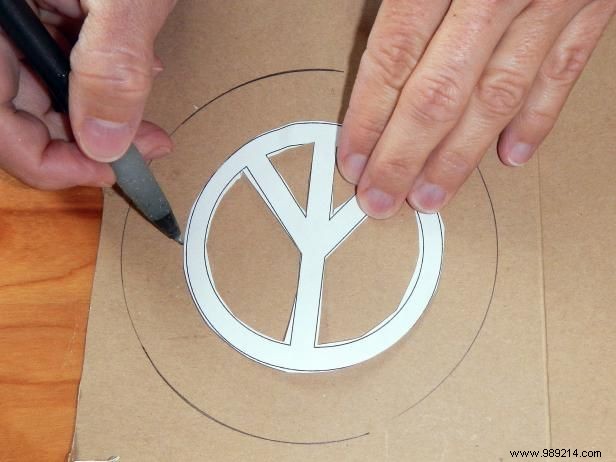 DIY Peace Sign Christmas Ornaments: Easy Step-by-Step Tutorial