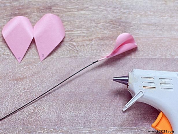 How to Craft Realistic Paper Roses: Expert Step-by-Step DIY Guide