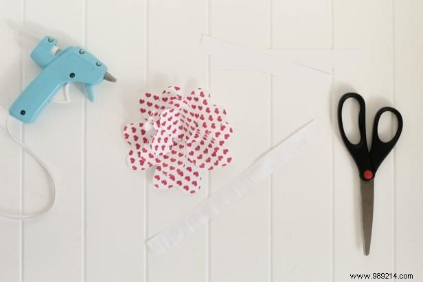 How to Craft Stunning Paper Flowers: Easy DIY Step-by-Step Guide