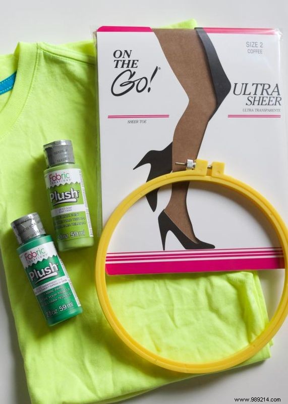 Easy DIY Screen Printing on T-Shirts Using Pantyhose: Expert Step-by-Step Guide