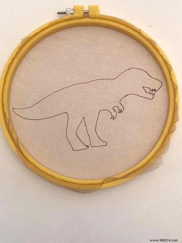 Easy DIY Screen Printing on T-Shirts Using Pantyhose: Expert Step-by-Step Guide