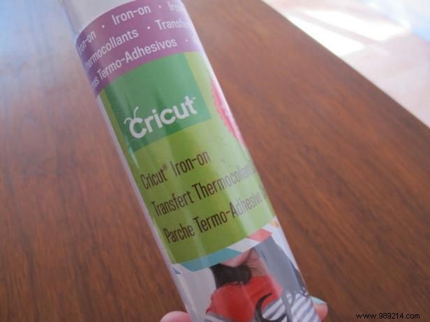 DIY Guide: Craft Custom Vinyl Graphic T-Shirts by Hand—No Cutting Machine Needed