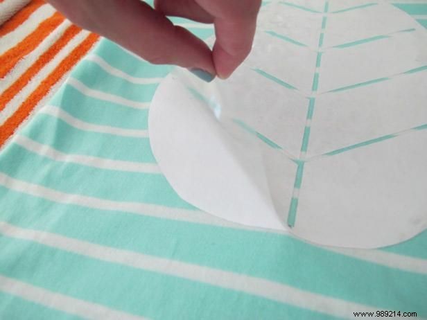 DIY Guide: Craft Custom Vinyl Graphic T-Shirts by Hand—No Cutting Machine Needed