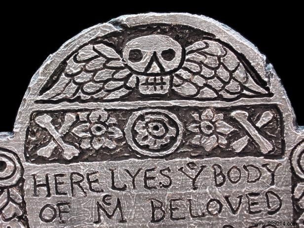 DIY Styrofoam Tombstones: Expert Guide to Realistic Halloween Headstones