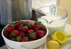 Easy Homemade Strawberry Jam Recipe Without Pectin: A Step-by-Step Guide