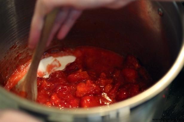 Easy Homemade Strawberry Jam Recipe Without Pectin: A Step-by-Step Guide