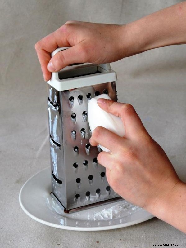 DIY Guide: Craft Fun Toy-Embedded Glycerin Soap and Luxurious Herbal Oatmeal Soap