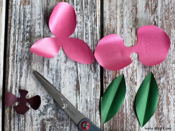 Craft Realistic Tropical Paper Orchids: Expert DIY Step-by-Step Guide