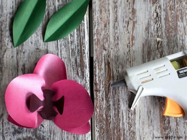 Craft Realistic Tropical Paper Orchids: Expert DIY Step-by-Step Guide