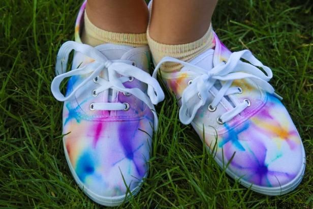 DIY Tie-Dye Sneakers with Permanent Markers: Easy Step-by-Step Guide by Crafter Melissa Caughey