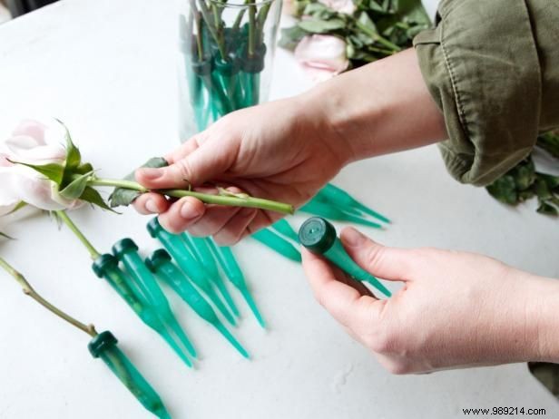 Expert DIY Guide: Crafting Stunning Flower Wedding Garlands