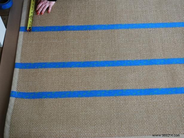 Expert DIY Guide: Painting a Country-Style Sisal Rug Step by Step