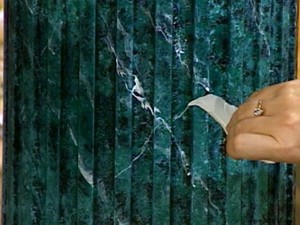 Expert Guide: How to Marbleize a Wooden Column for Authentic Results