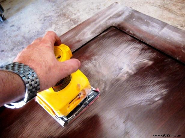 Revamp Your Old Wooden Table: Expert Guide to Painting and Stenciling