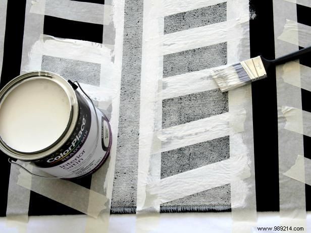 DIY Guide: How to Paint a Stunning Patterned Rug on Any Budget