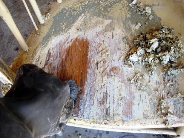 Expert Guide: Painting Wooden Furniture for a Timeless Aged, Distressed Look