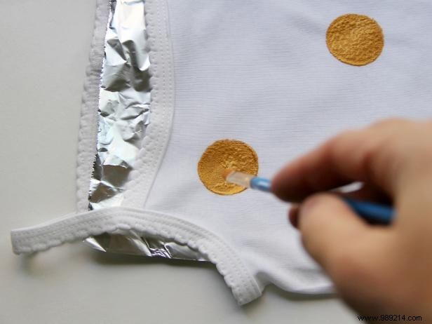 Expert DIY Guide: Painting Gold Polka Dots on Baby Onesies