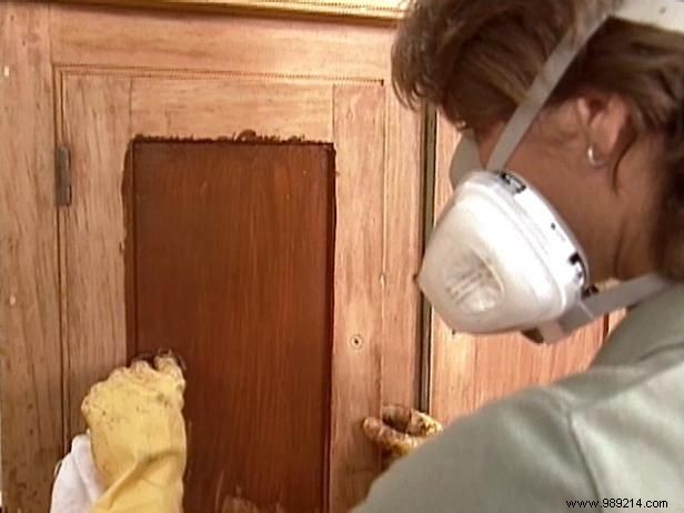 Expert Step-by-Step Guide: How to Strip, Repair, and Refinish Antique Furniture