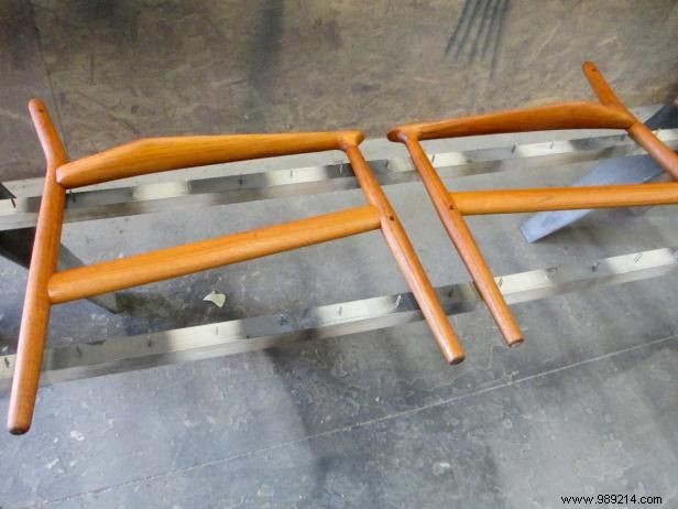 Restoring a Vintage Mid-Century Modern Teak Chair: Expert Step-by-Step Guide