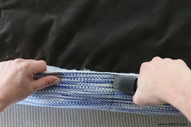 Expert Guide: Recover an Ottoman with a Flat Weave Rug – Step-by-Step