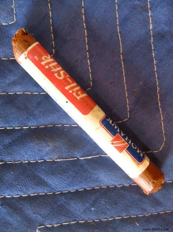 Expert DIY Guide: Restore Pet-Chewed Wooden Furniture in 7 Simple Steps