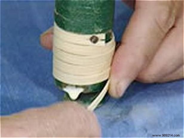 Expert Step-by-Step Guide to Repairing Wicker Furniture at Home