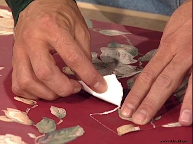 How to Repair Torn Wallpaper: Expert DIY Step-by-Step Guide