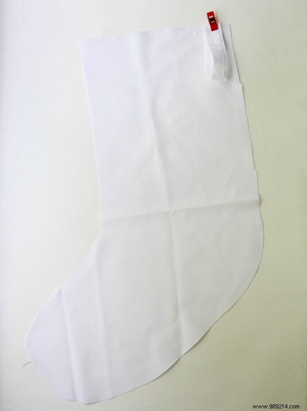 Easy DIY Color Block Christmas Stocking: Step-by-Step Sewing and Dip-Dyeing Guide