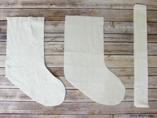How to Sew a Festive Christmas Stocking with Curly Ruffles: Expert Step-by-Step Guide