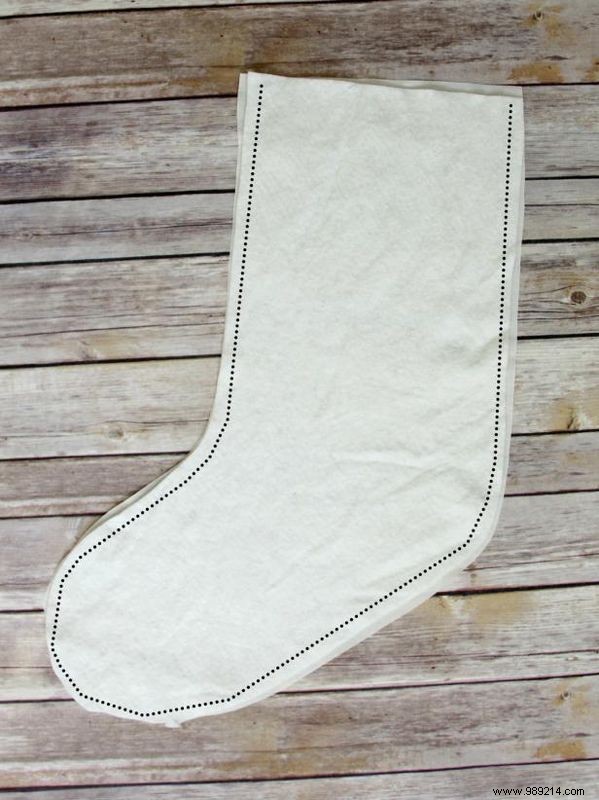How to Sew a Festive Christmas Stocking with Curly Ruffles: Expert Step-by-Step Guide