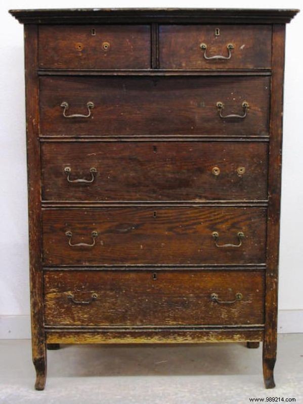 Expert Guide: How to Spot Wooden Furniture Worth Refinishing, from Woodworking Pro Teri Masaschi