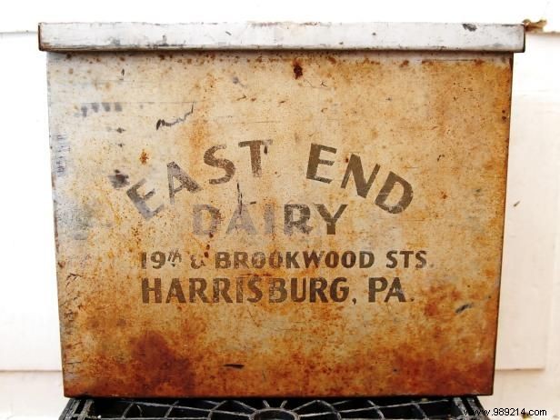 Should You Restore Vintage Metal Furniture and Decor? Expert Advice from a Pro