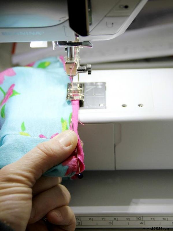 How to Sew Adorable Baby Bloomers: Expert Step-by-Step Guide