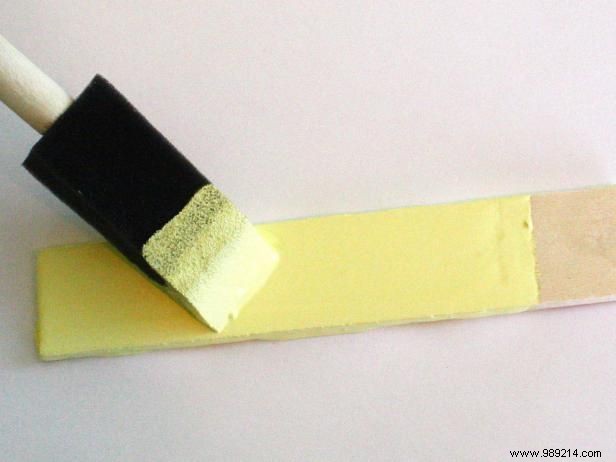 DIY Guide: Upcycle Old Paint Cans into Stylish Garden Planters