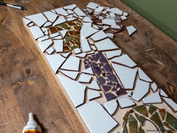 DIY Mosaic House Numbers: Transform Broken Dishes into Eye-Catching Address Plaques