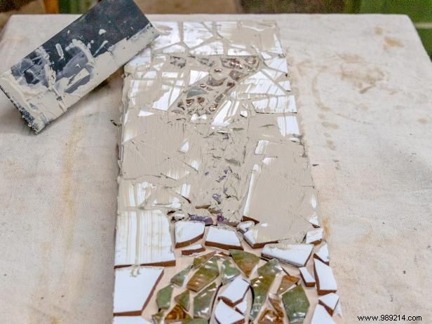 DIY Mosaic House Numbers: Transform Broken Dishes into Eye-Catching Address Plaques